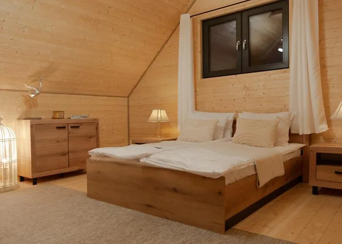 żurawia Ostoja Dom Z Jacuzzi I Sauną Dom wakacyjny *